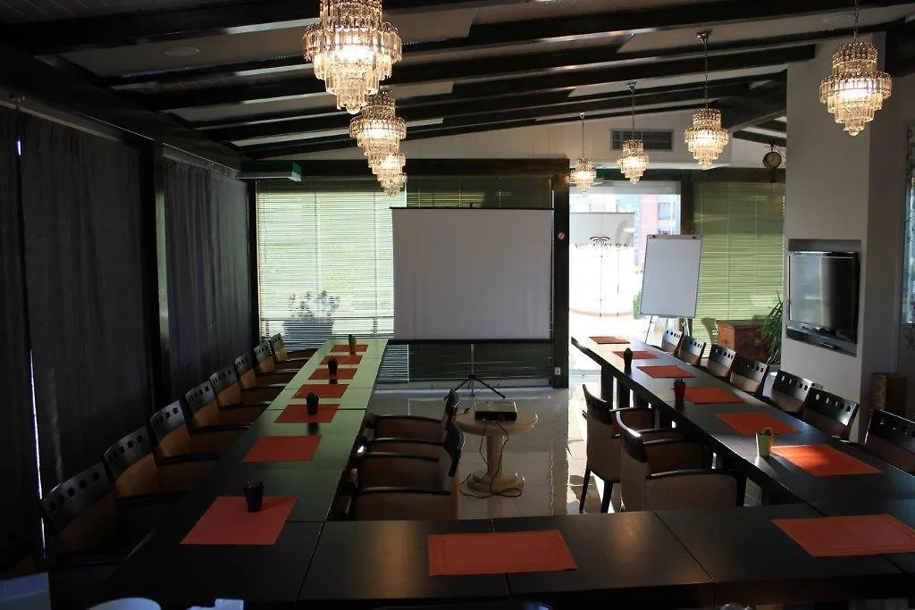 ****  Oxford Hotel Tirana Albania