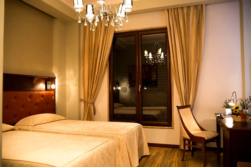 Oxford Hotel Tirana 4*,  Albania