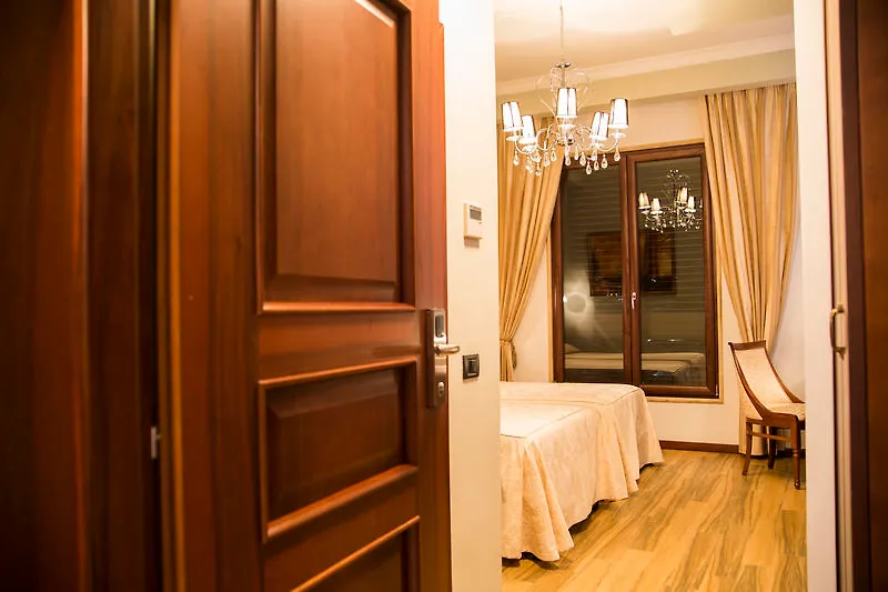 Oxford Hotel Tirana