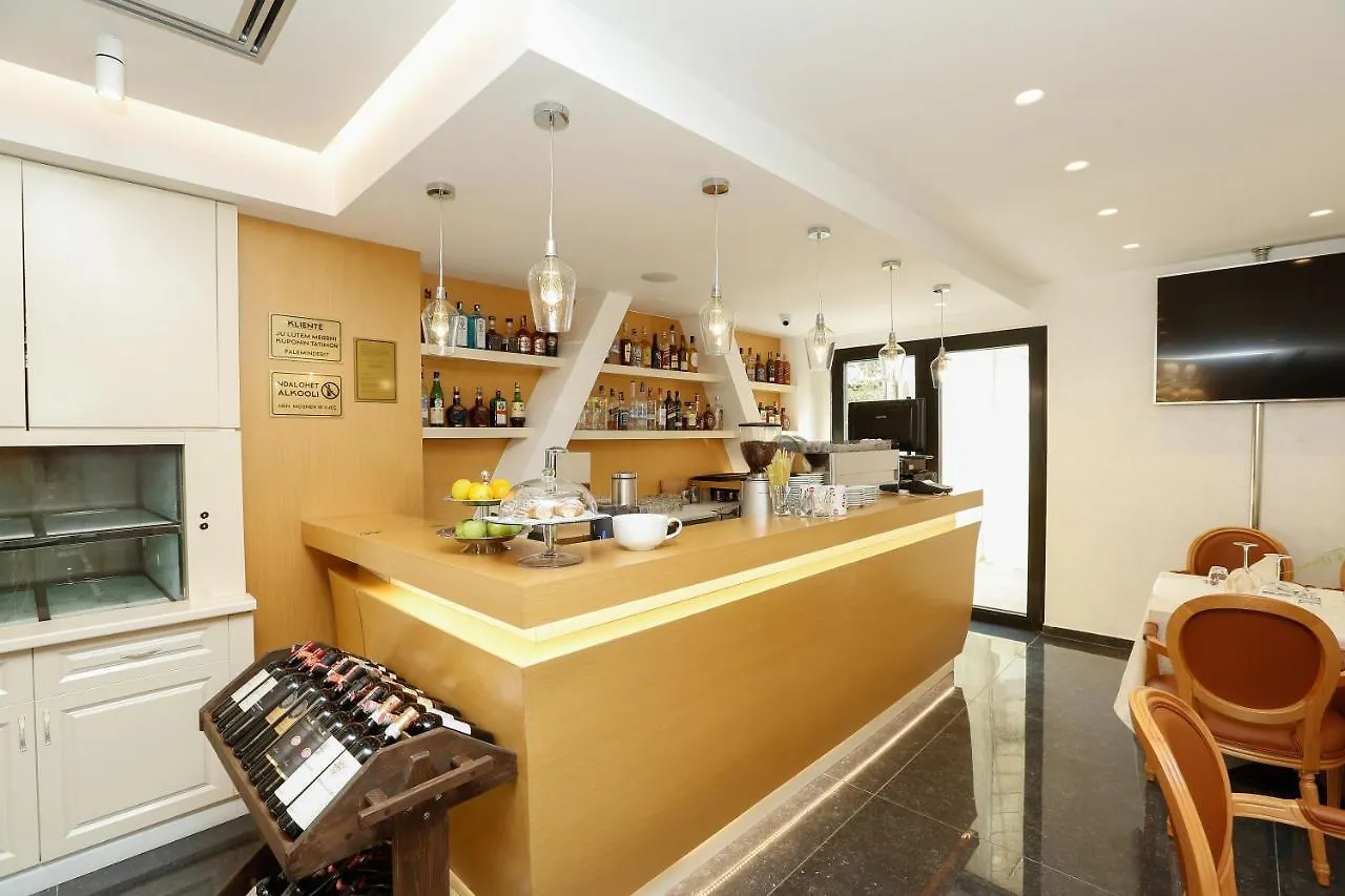 Oxford Hotel Tiran Arnavutluk